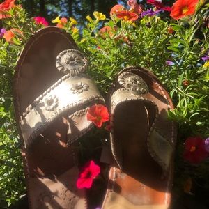JACK ROGERS platinum sandals!!! 🌺